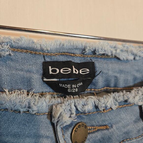 VTG Bebe Raw Edge Flared Denim Jeans 6 28 High Rise Hippie Casual Boho Capsule - Picture 3 of 12